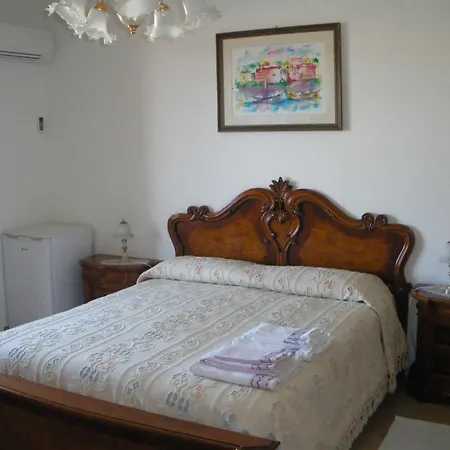 Bed and breakfast La Reale 3*