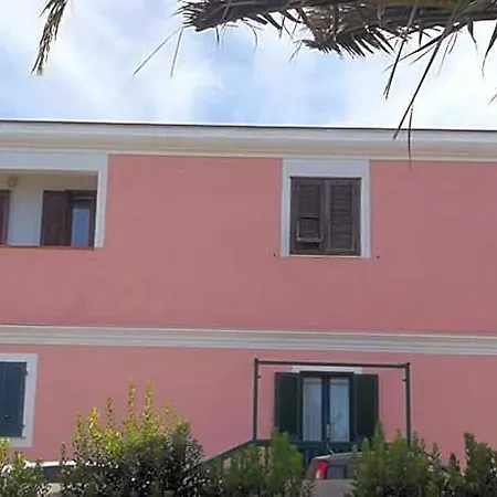 La Reale לינה וארוחת בוקר